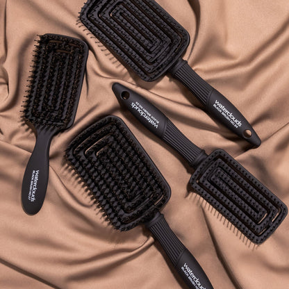 Waterclouds Black Brush No.24 Flexi Vent Brush